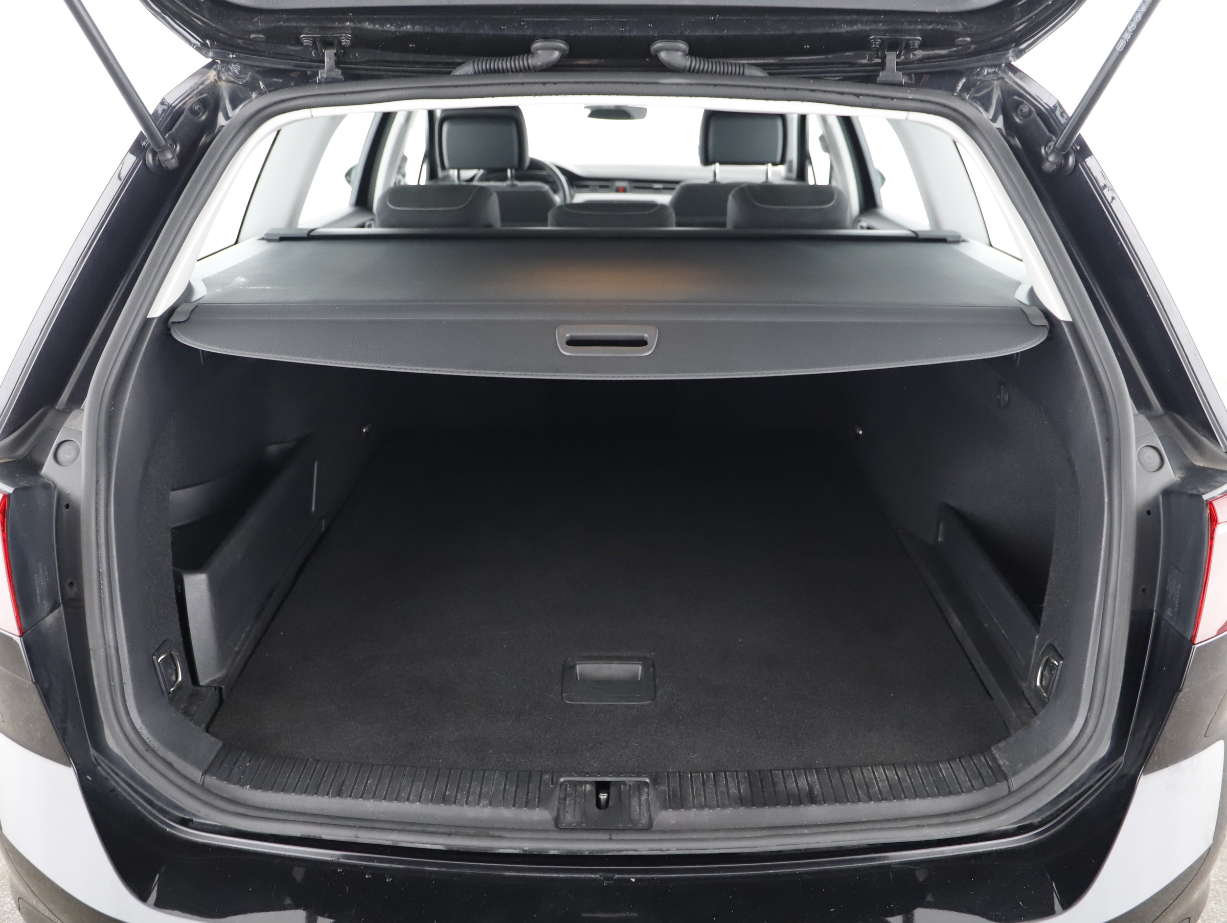 VW Passat Variant 1.4 TSI GTE | Bild 19 von 20