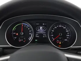 VW Passat Variant 1.4 TSI GTE | Thumbnail 9 von 20