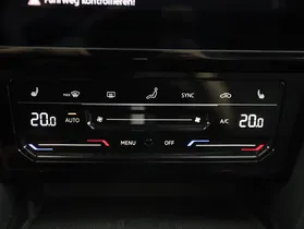 VW Passat Variant Business TDI SCR DSG | Thumbnail 17 von 24