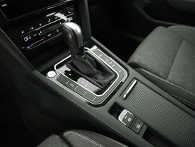 VW Passat Variant Business TDI SCR DSG | Thumbnail 18 von 24