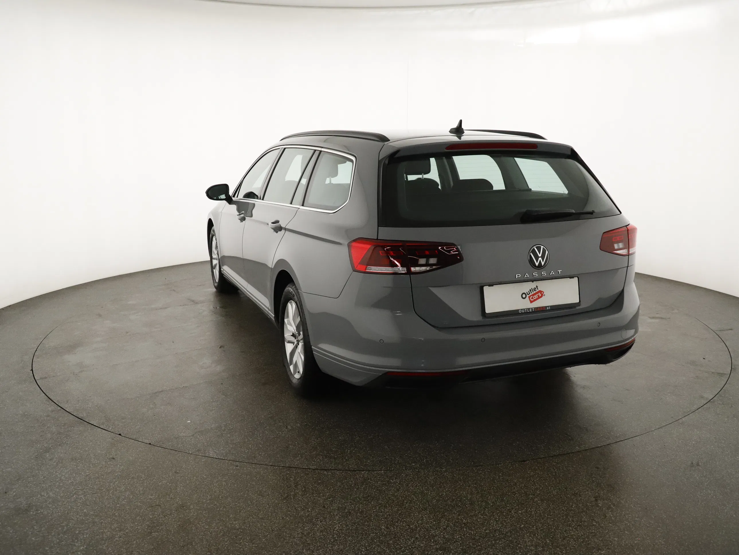 VW Passat Variant Business TDI SCR DSG | Bild 3 von 24