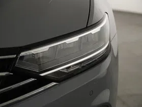 VW Passat Variant Business TDI SCR DSG | Thumbnail 21 von 24