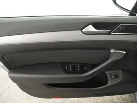 VW Passat Variant Business TDI SCR DSG | Thumbnail 5 von 24