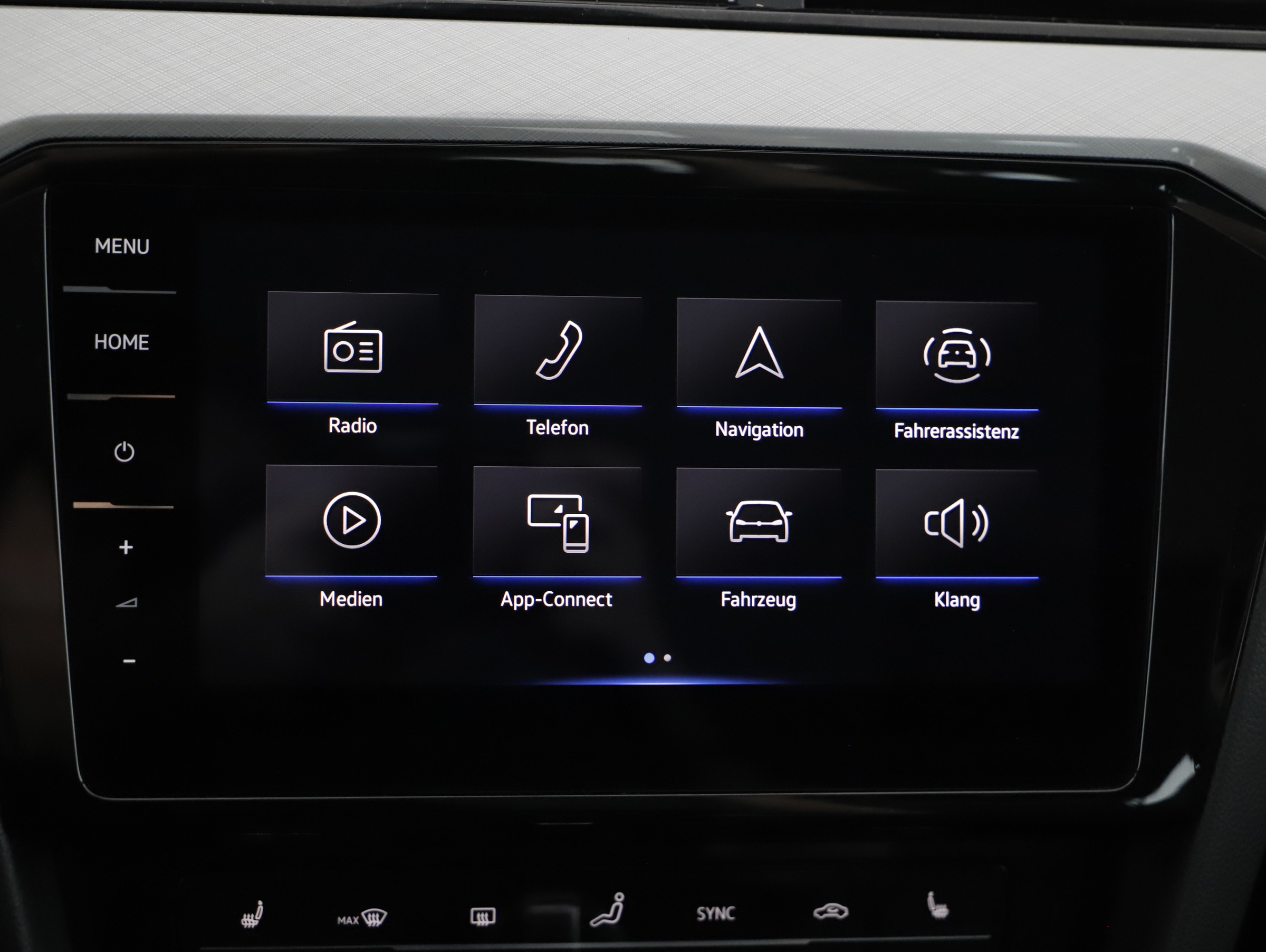 VW Passat Variant 2.0 TDI BMT Business | Bild 20 von 30