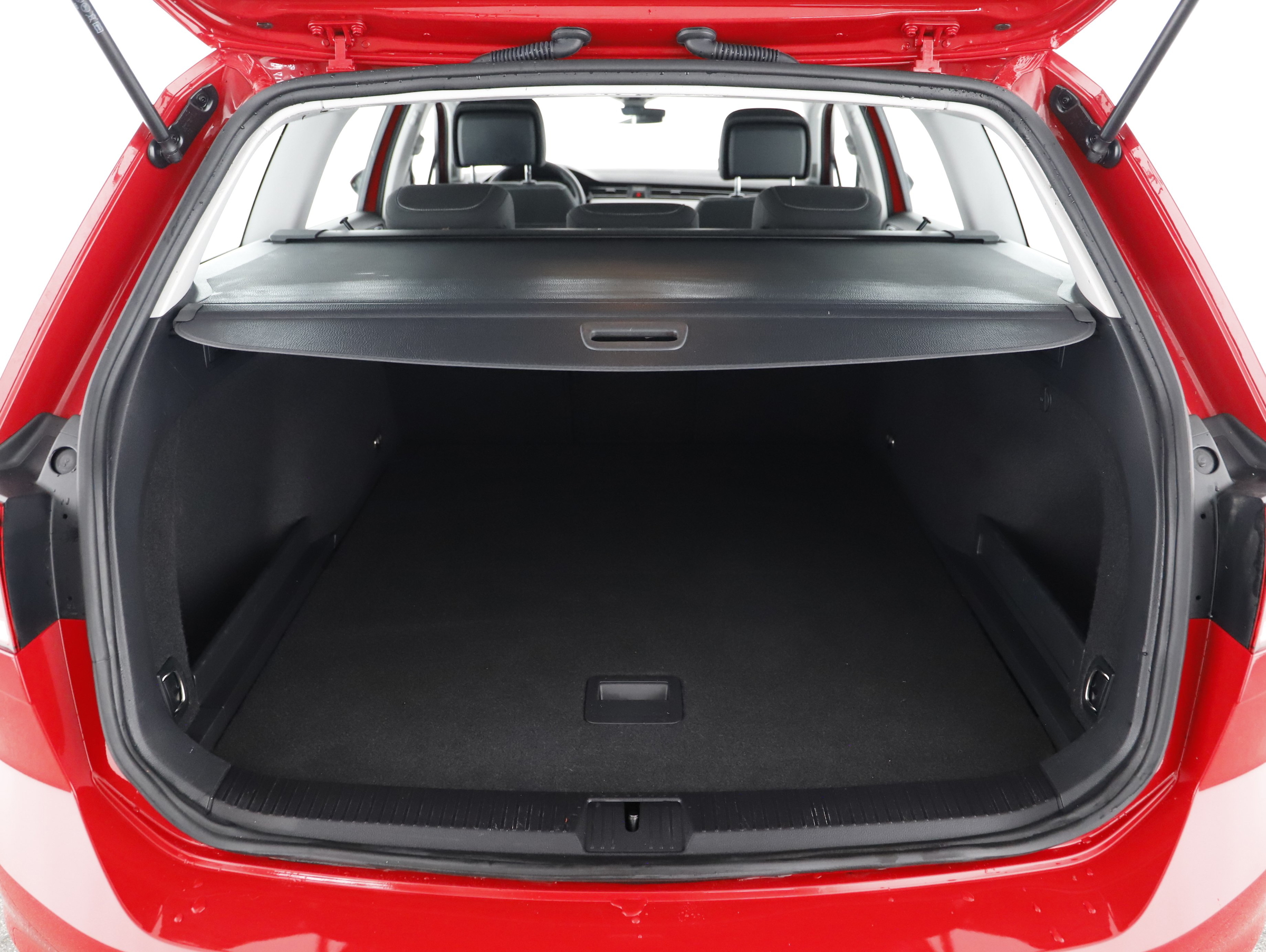 VW Passat Variant 2.0 TDI BMT Business | Bild 26 von 30