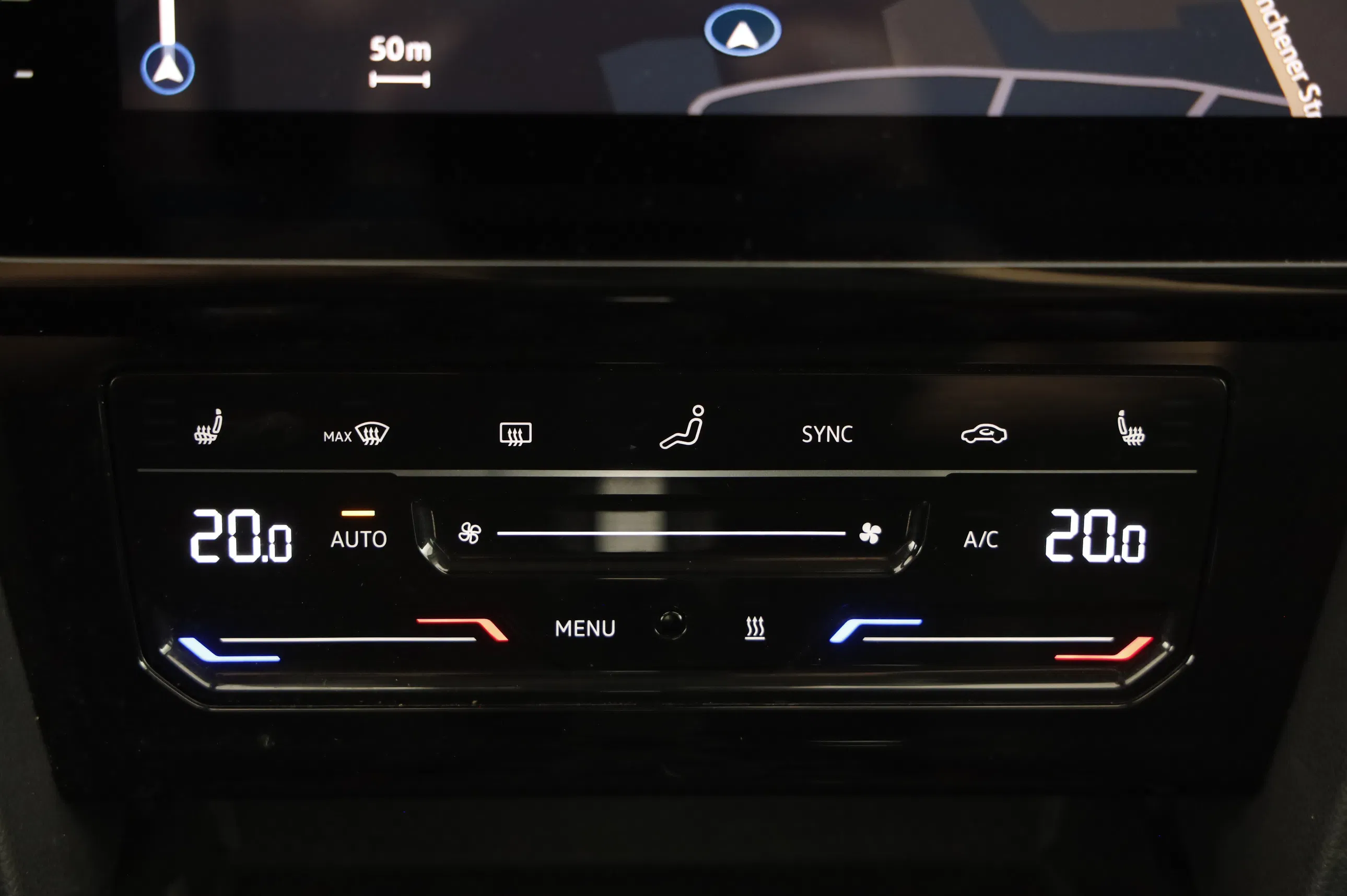 VW Passat Variant 2.0 TDI BMT Elegance | Bild 10 von 22