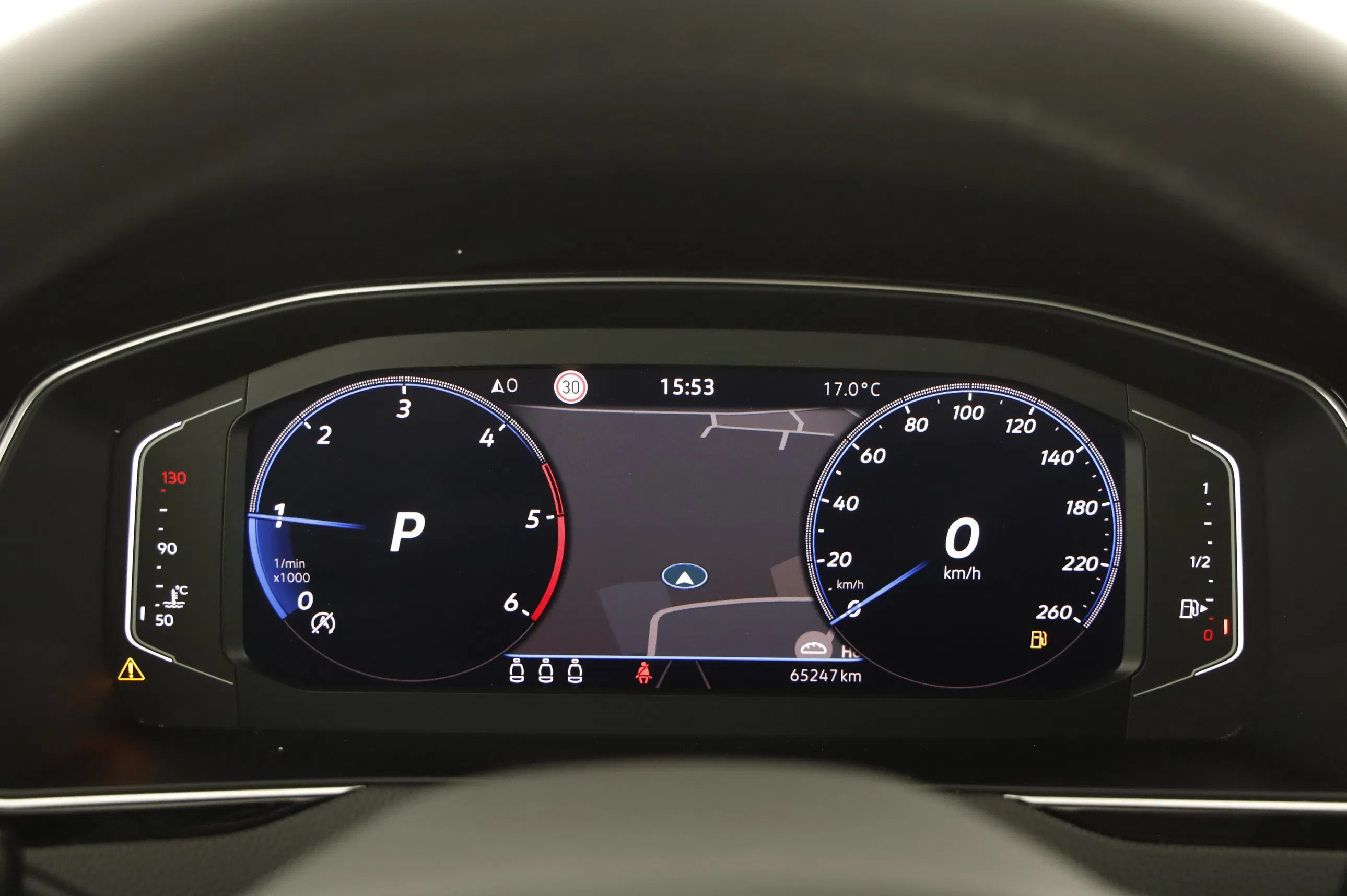 VW Passat Variant 2.0 TDI BMT Elegance | Bild 6 von 22