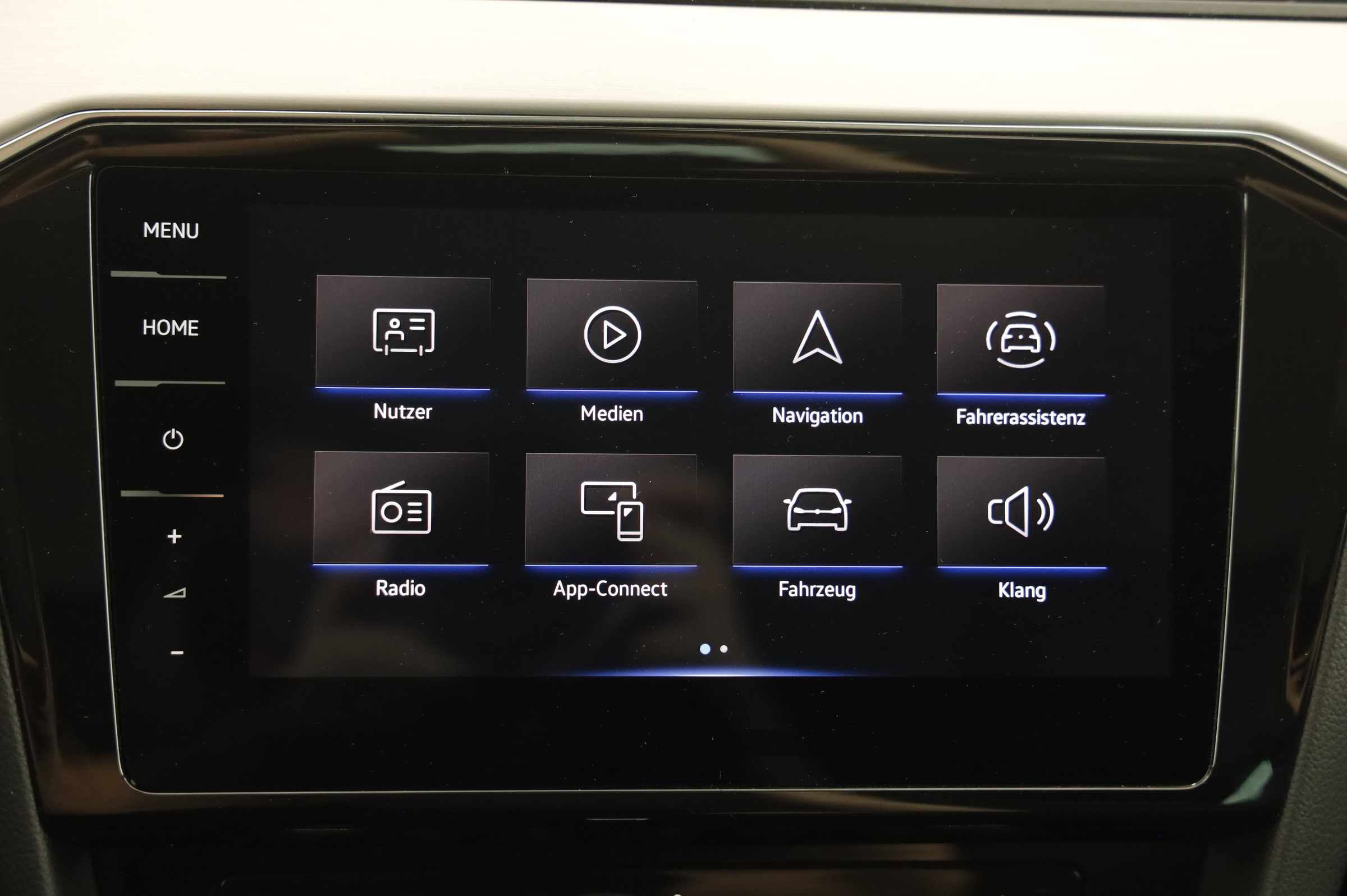 VW Passat Variant 2.0 TDI BMT Elegance | Bild 7 von 22