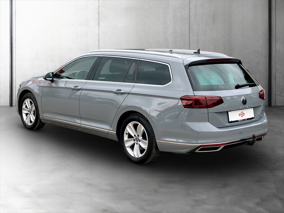 VW Passat Var. 2.0 TDI 4Mot. Eleg. DSG | Bild 4 von 26