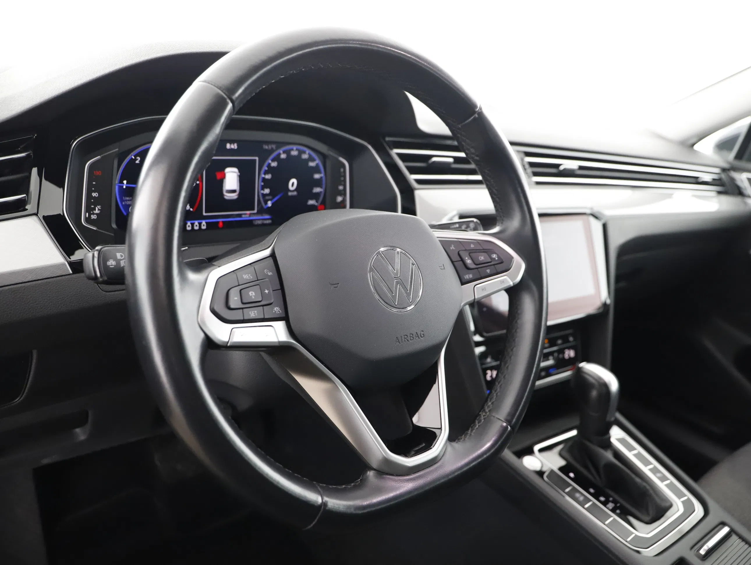 VW Passat Variant 2.0 TDI BMT Business | Bild 13 von 31