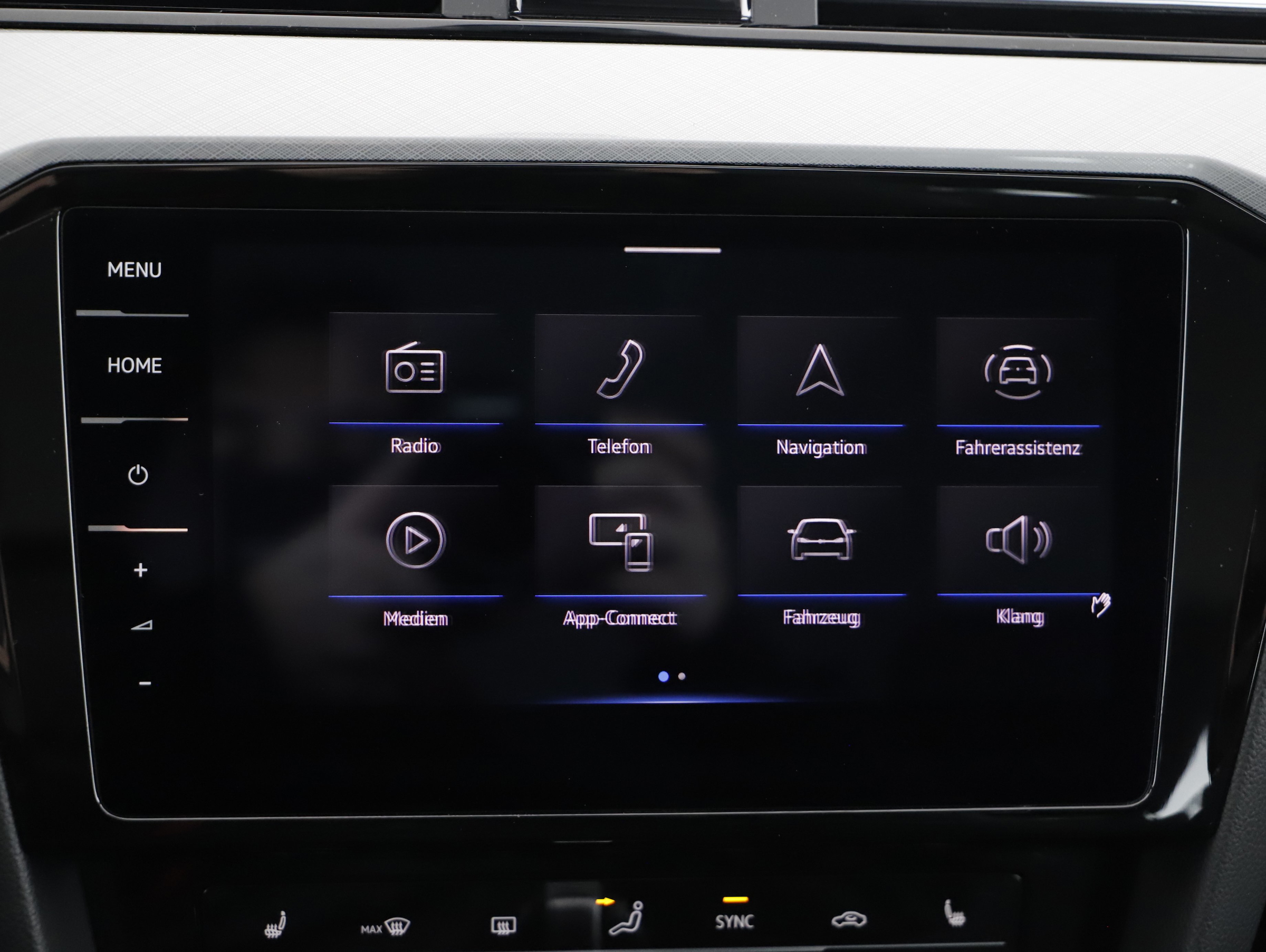 VW Passat Variant 2.0 TDI BMT Business | Bild 17 von 31