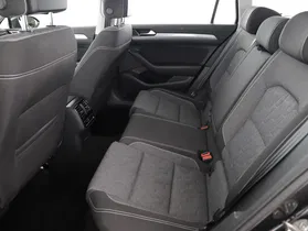 VW Passat Variant 2.0 TDI BMT Business | Thumbnail 18 von 31