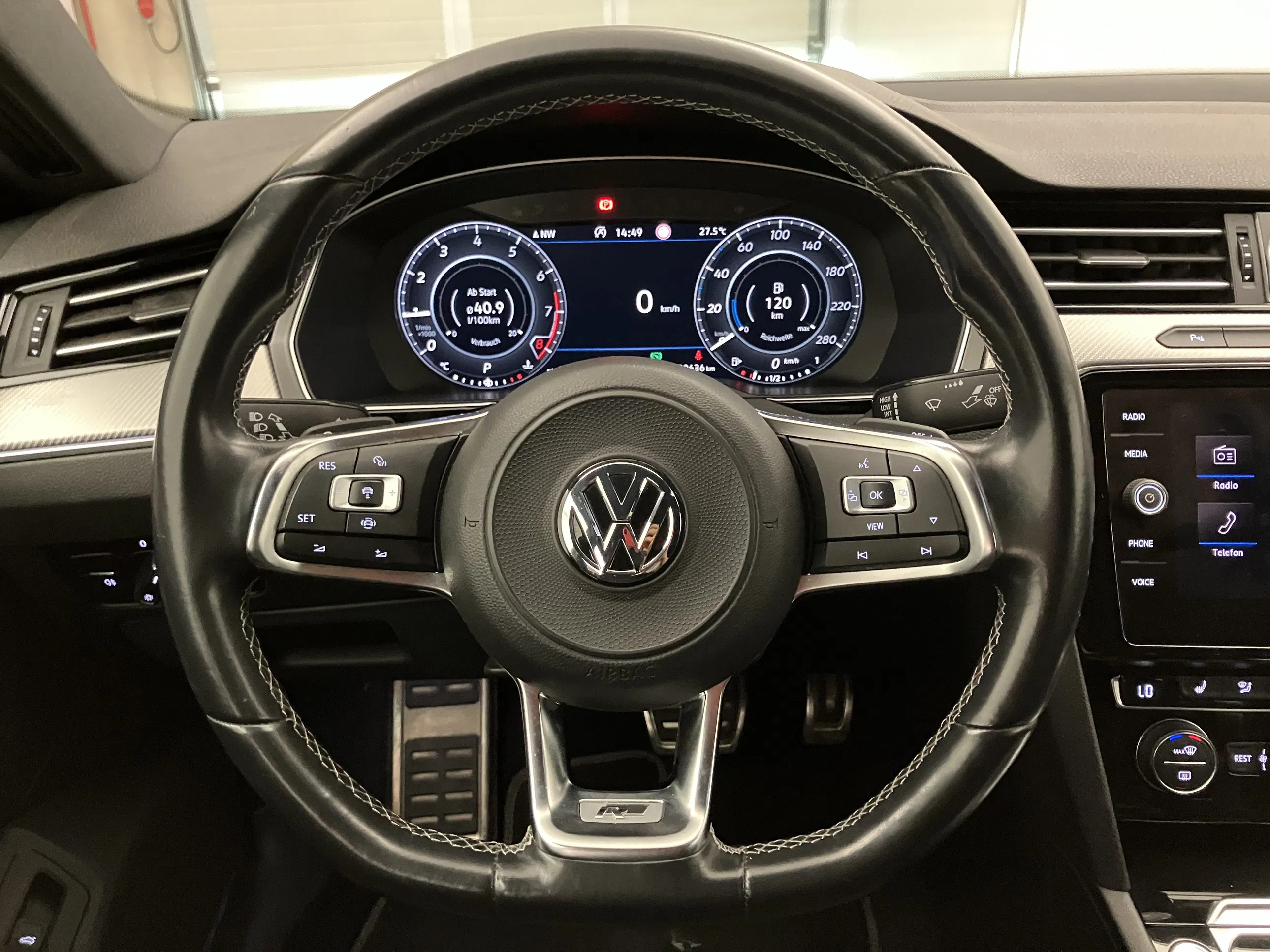 VW Arteon 1.5 TSI ACT R-Line | Bild 15 von 30