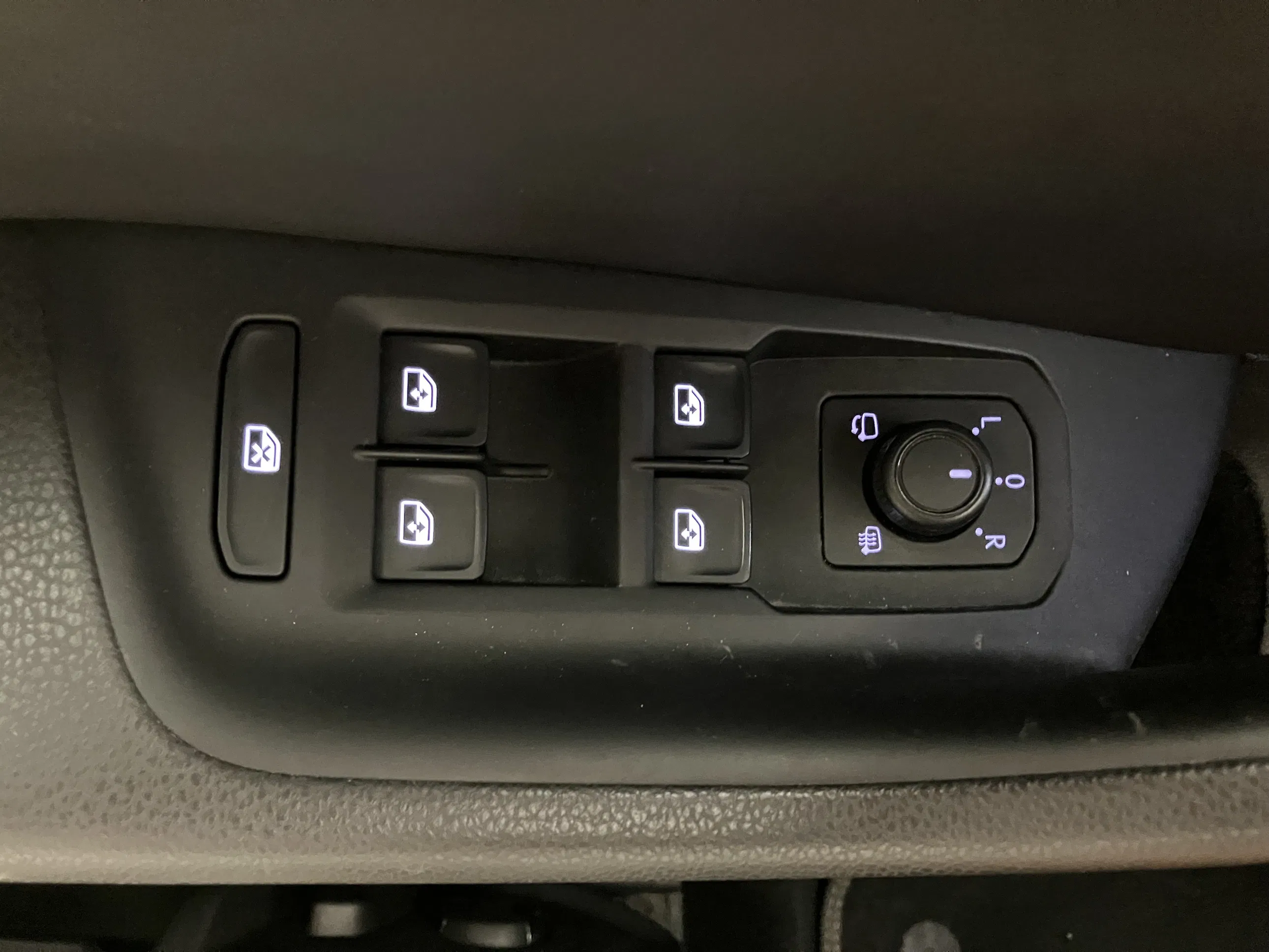 VW Arteon 1.5 TSI ACT R-Line | Bild 9 von 30