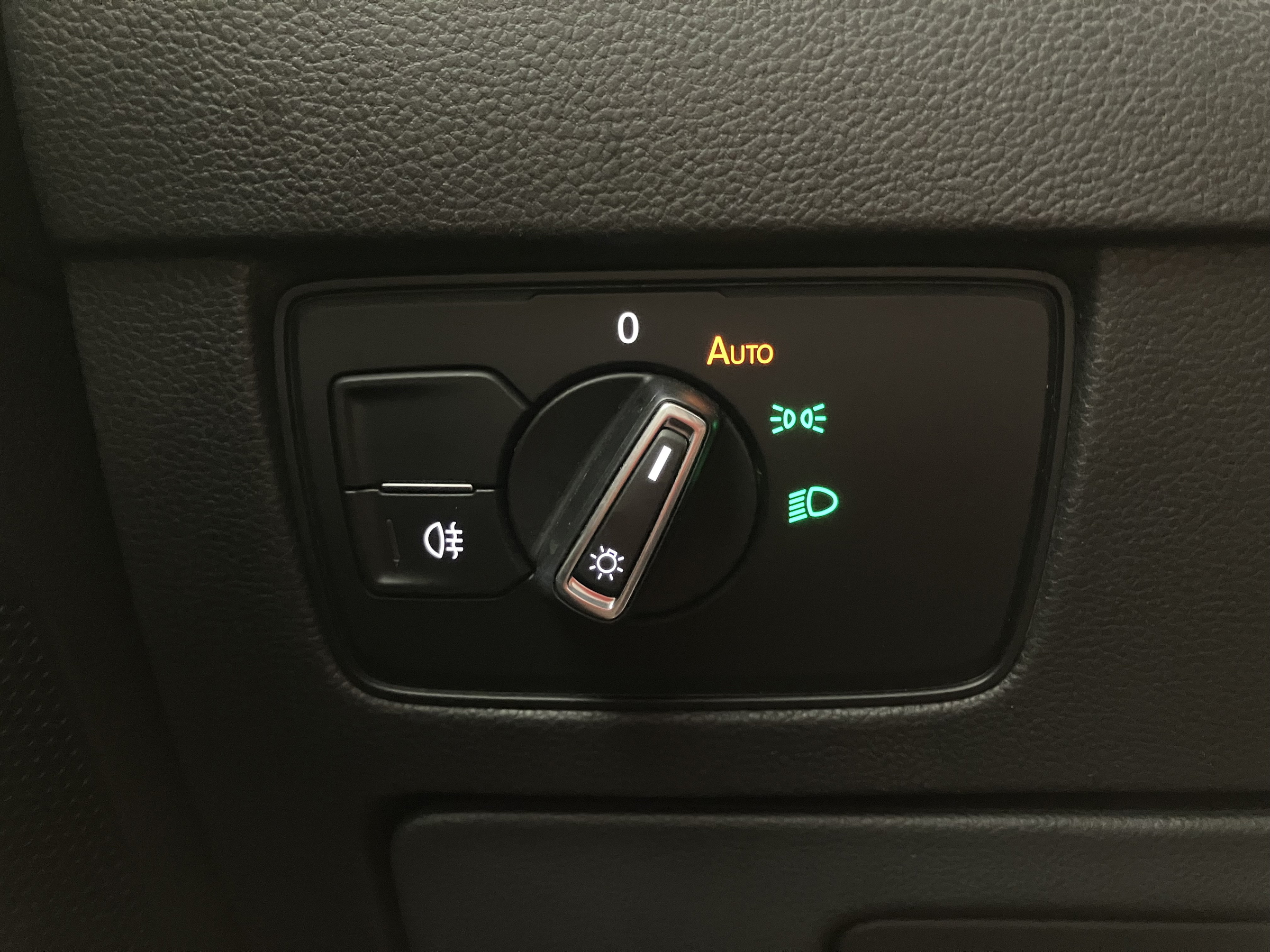 VW Arteon 1.5 TSI ACT R-Line | Bild 10 von 30