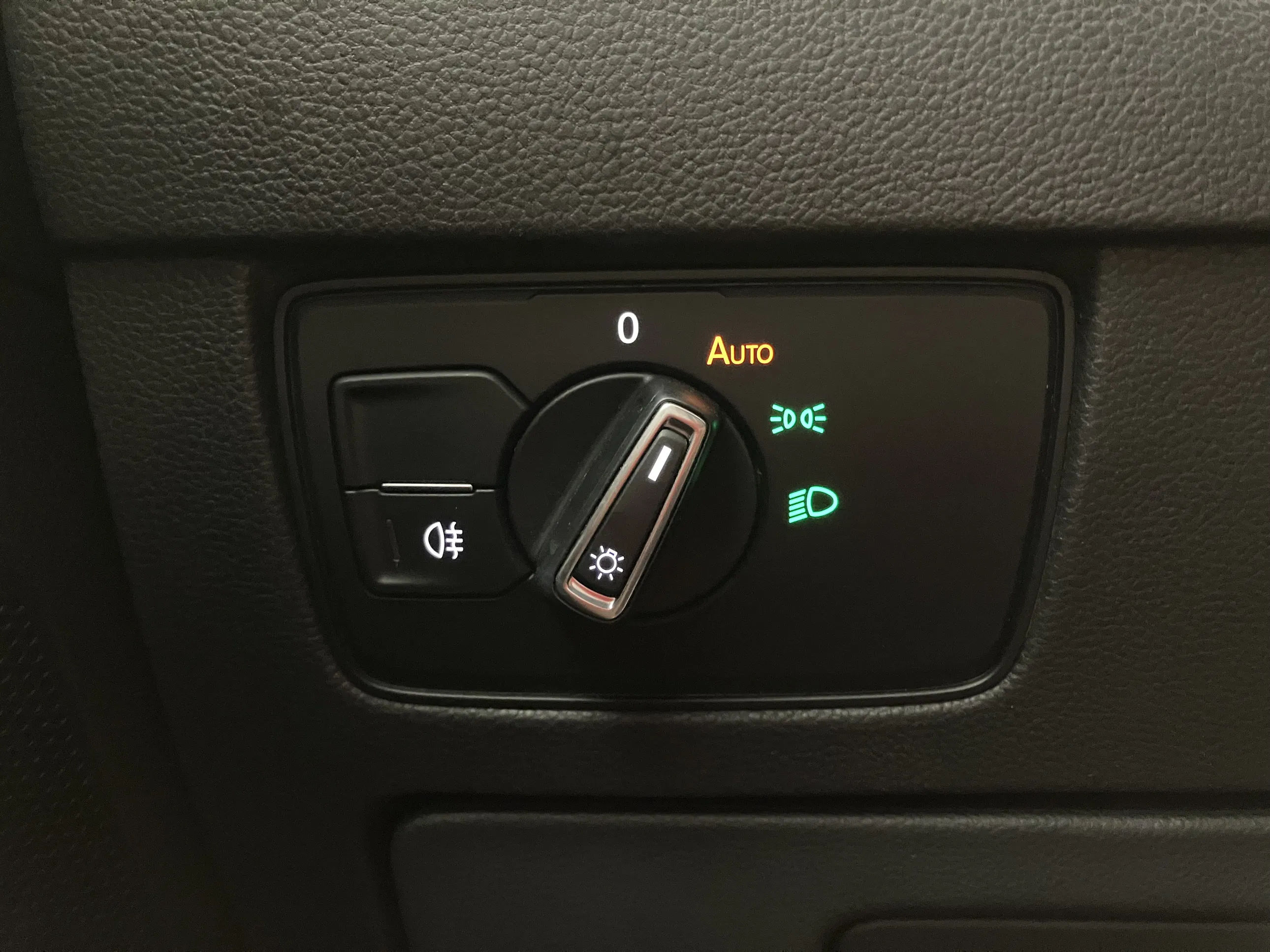 VW Arteon 1.5 TSI ACT R-Line | Bild 10 von 30