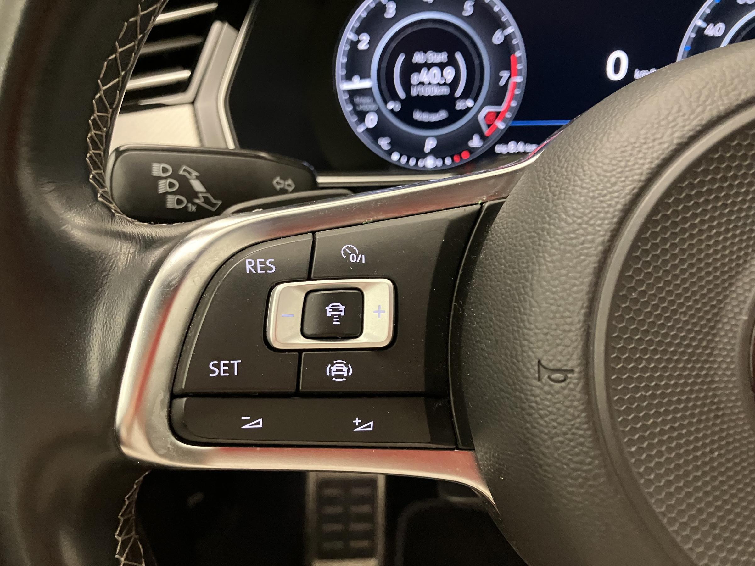 VW Arteon 1.5 TSI ACT R-Line | Bild 16 von 30