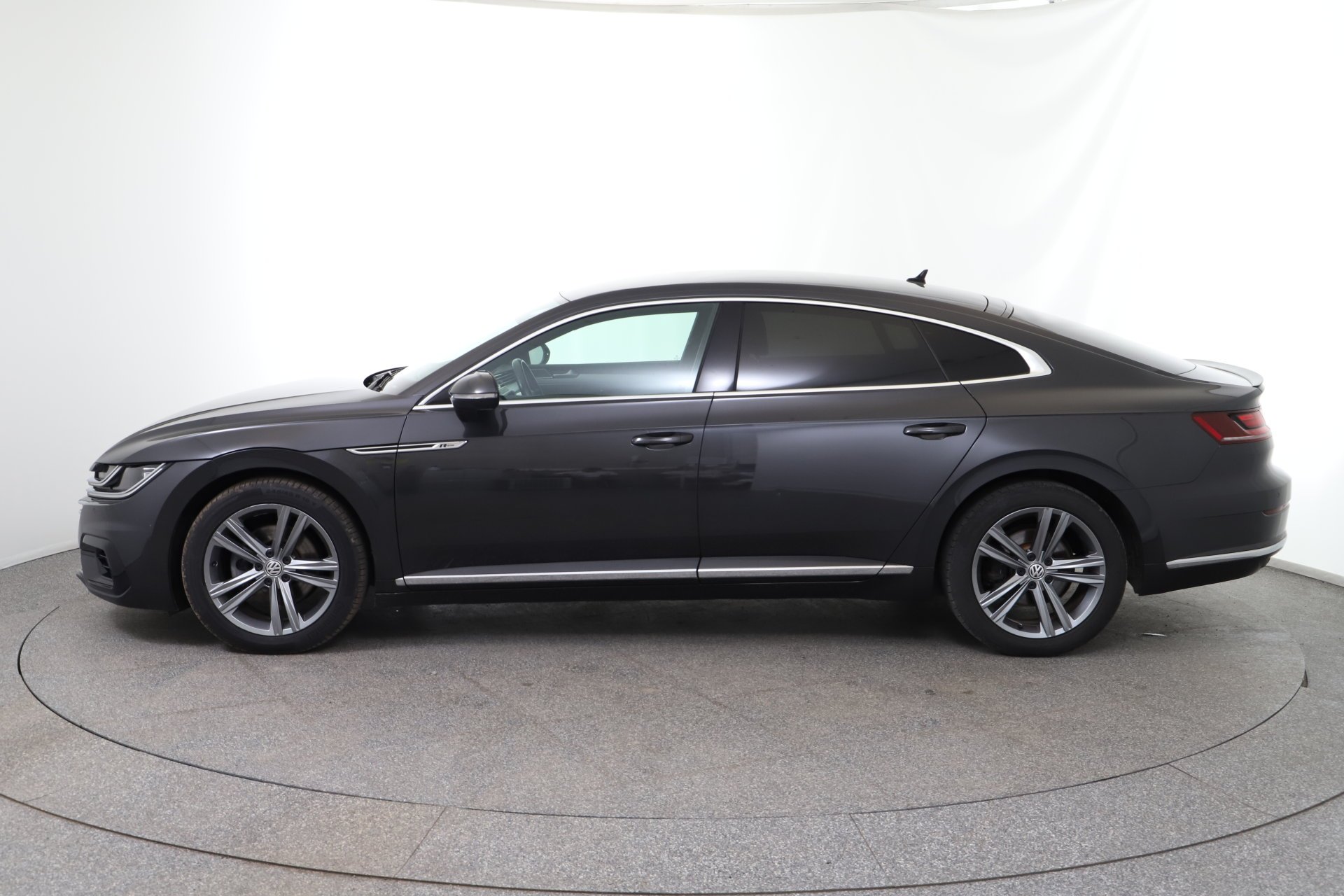 VW Arteon 1.5 TSI ACT R-Line | Bild 2 von 30