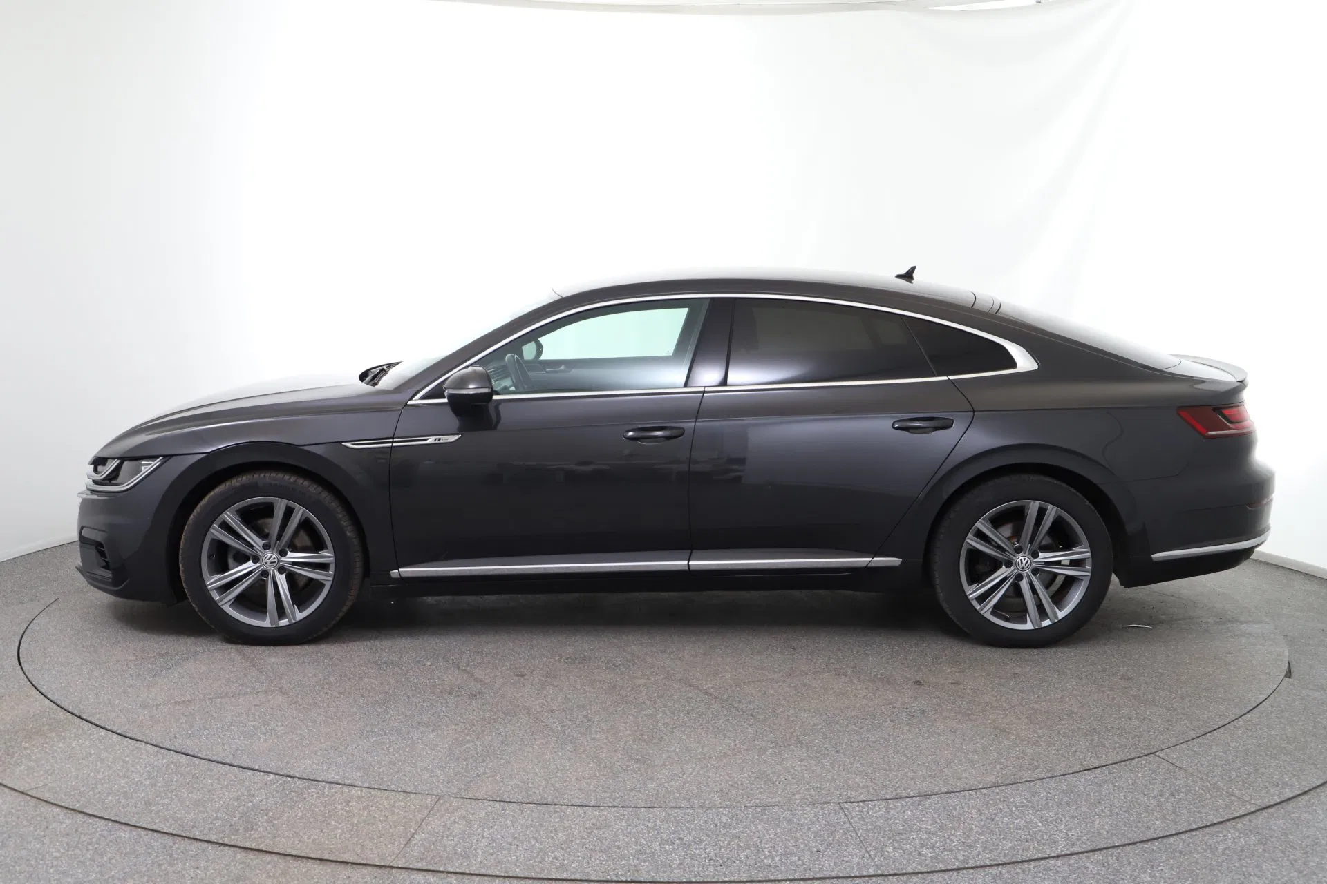 VW Arteon 1.5 TSI ACT R-Line | Bild 2 von 30