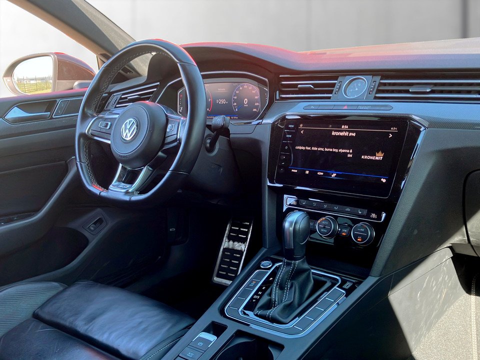 VW Arteon 2.0 TDI R-Line DSG | Bild 11 von 24