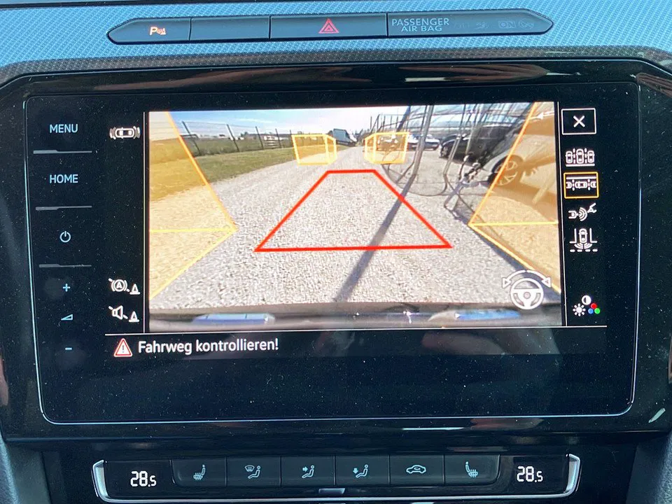 VW Arteon 2.0 TDI R-Line DSG | Bild 20 von 24