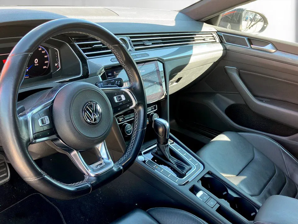 VW Arteon 2.0 TDI R-Line DSG | Bild 6 von 24
