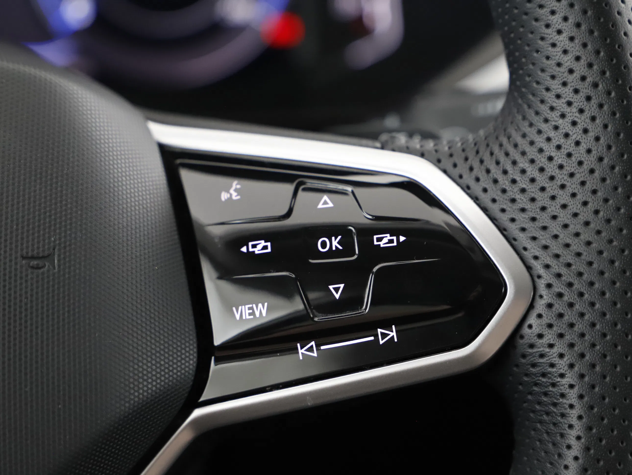 VW Arteon 2.0 TDI Elegance | Bild 12 von 24