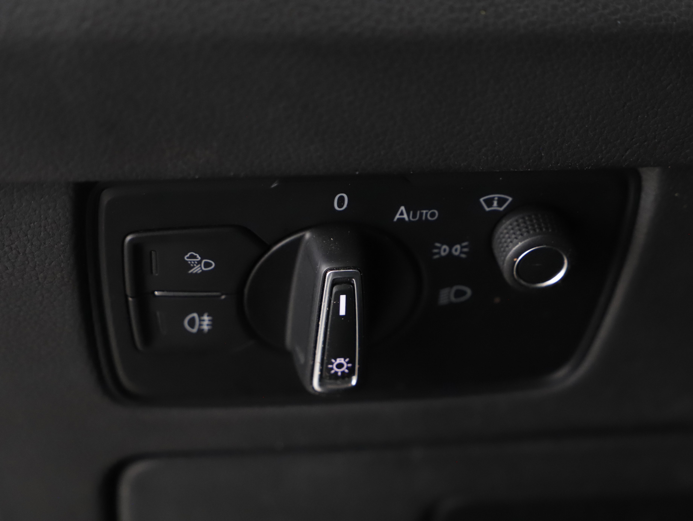 VW Arteon 2.0 TDI Elegance | Bild 15 von 24