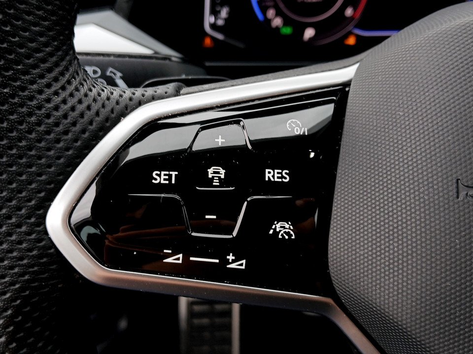 VW Arteon 2.0 TDI Elegance | Bild 13 von 21