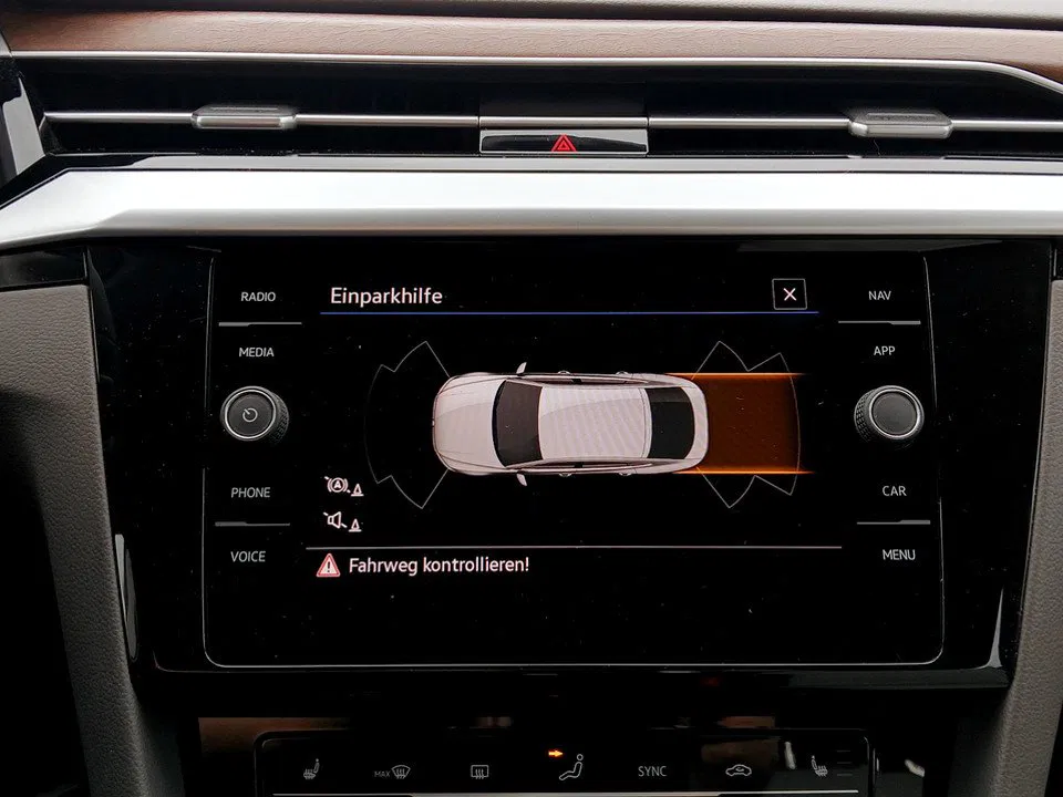 VW Arteon 2.0 TDI Elegance | Bild 17 von 21