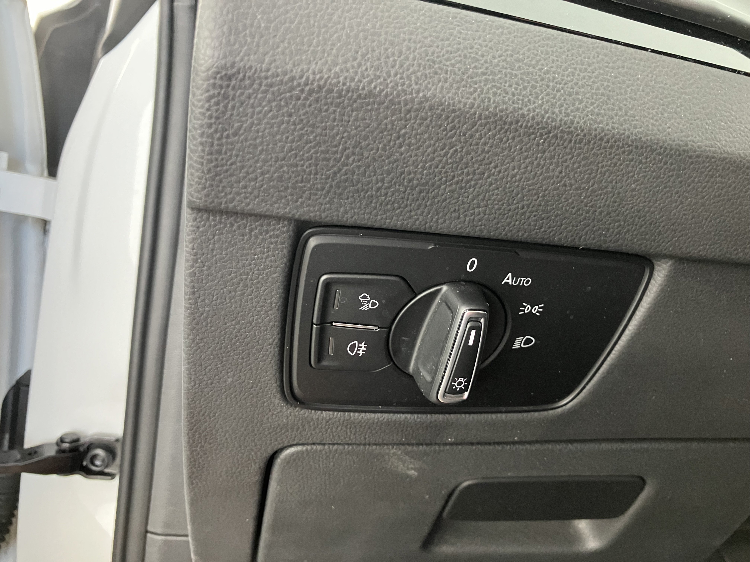 VW Arteon Shooting Brake 2.0 TDI  Elegance | Bild 7 von 26