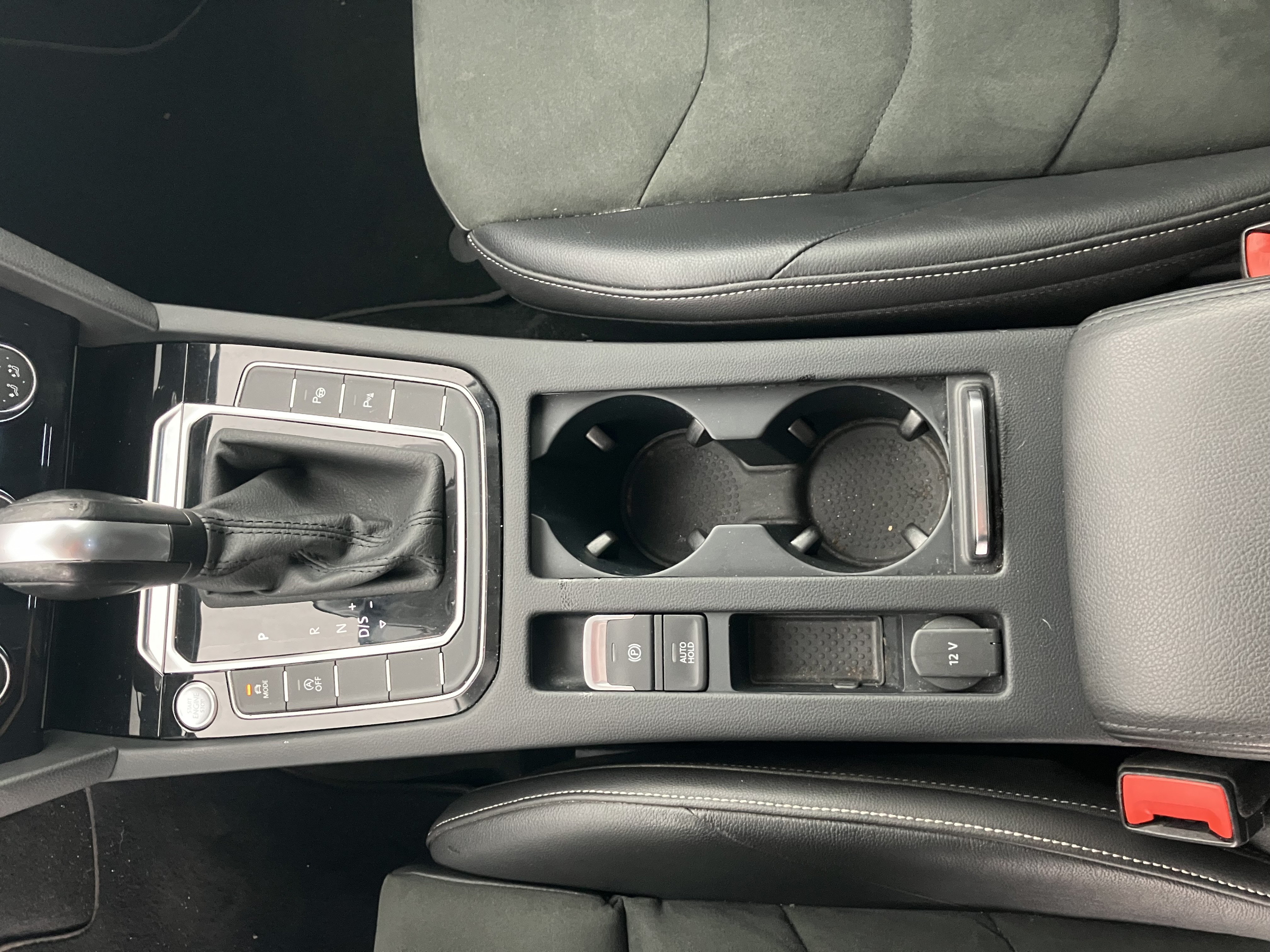 VW Arteon Shooting Brake 2.0 TDI  Elegance | Bild 20 von 26