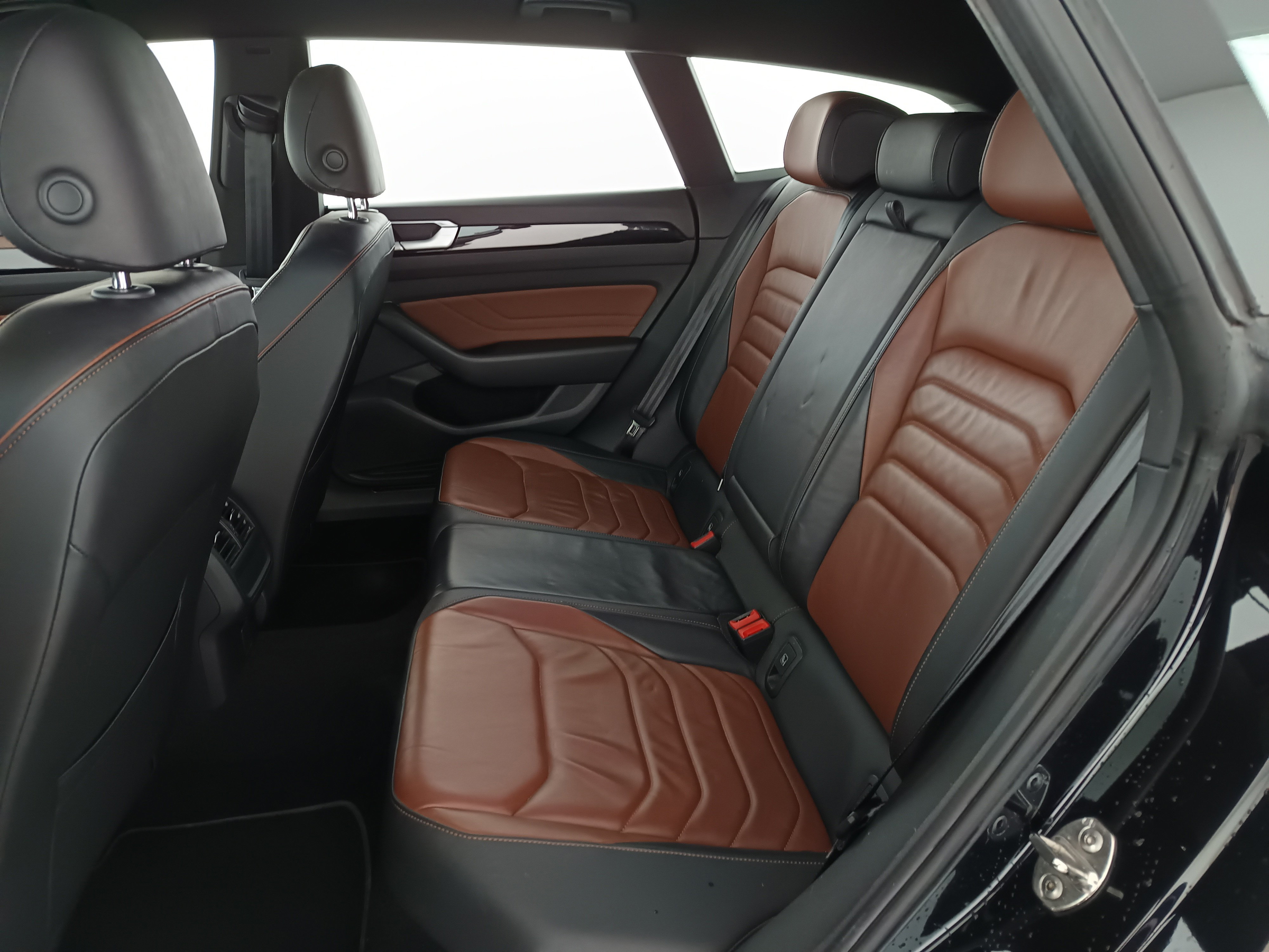 VW Arteon Shooting Brake 2.0 TDI Elegance | Bild 29 von 30