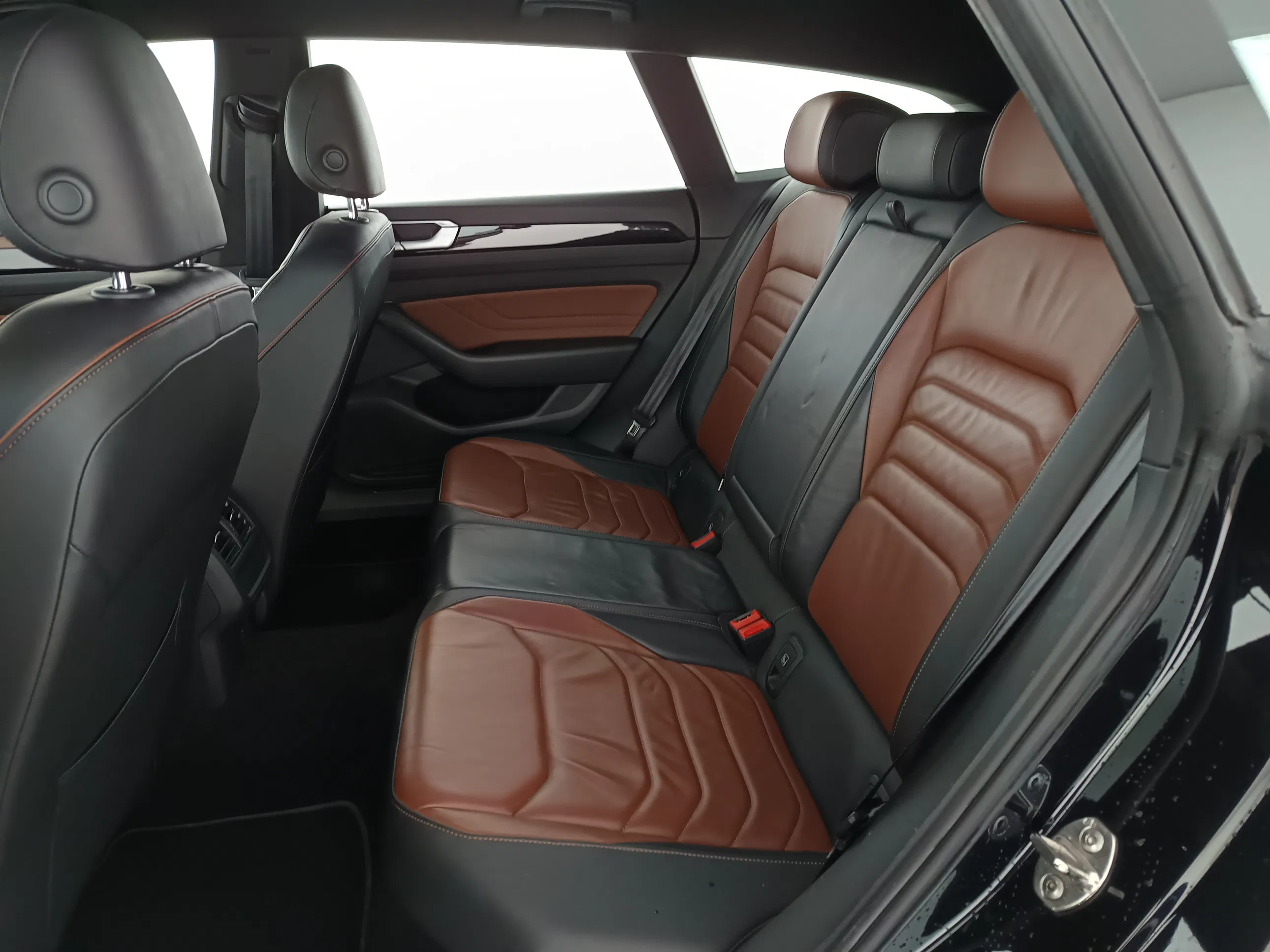 VW Arteon Shooting Brake 2.0 TDI Elegance | Bild 29 von 30