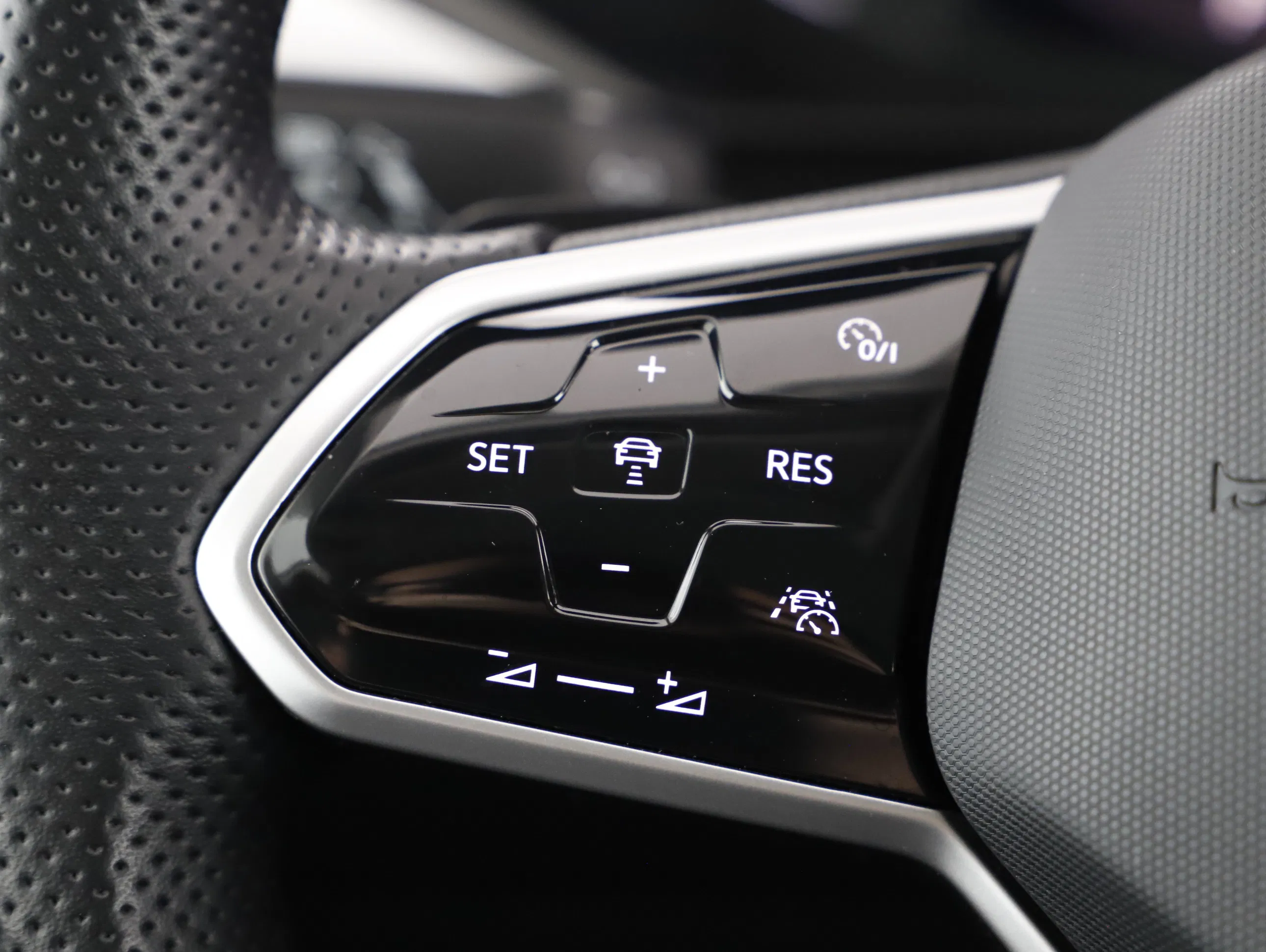 VW Arteon SB 2.0TDI Eleg DSG | Bild 9 von 24