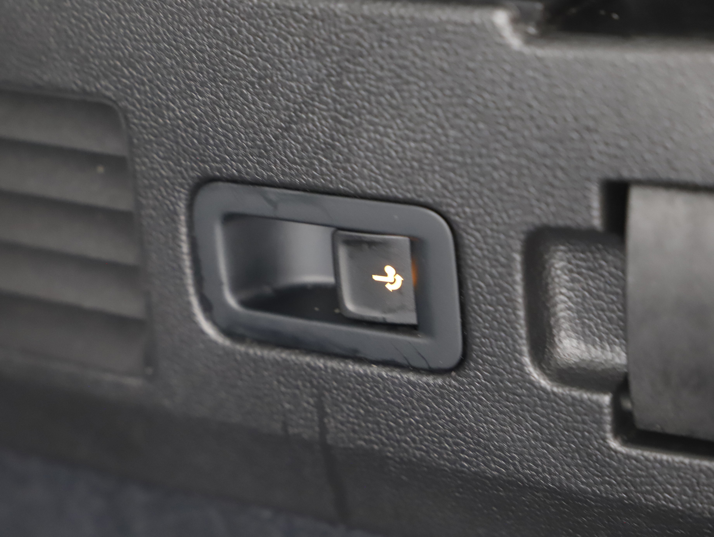 VW Arteon SB 2.0TDI Eleg DSG | Bild 21 von 24