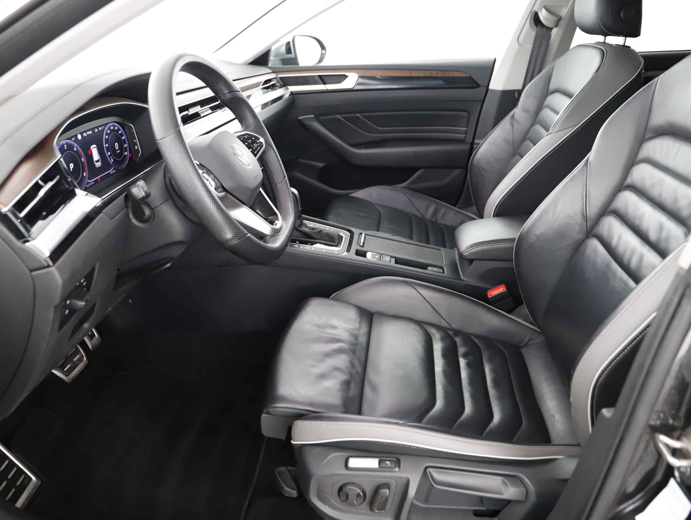 VW Arteon Shooting Brake 2.0 TDI 4Motion Elegance | Bild 7 von 22