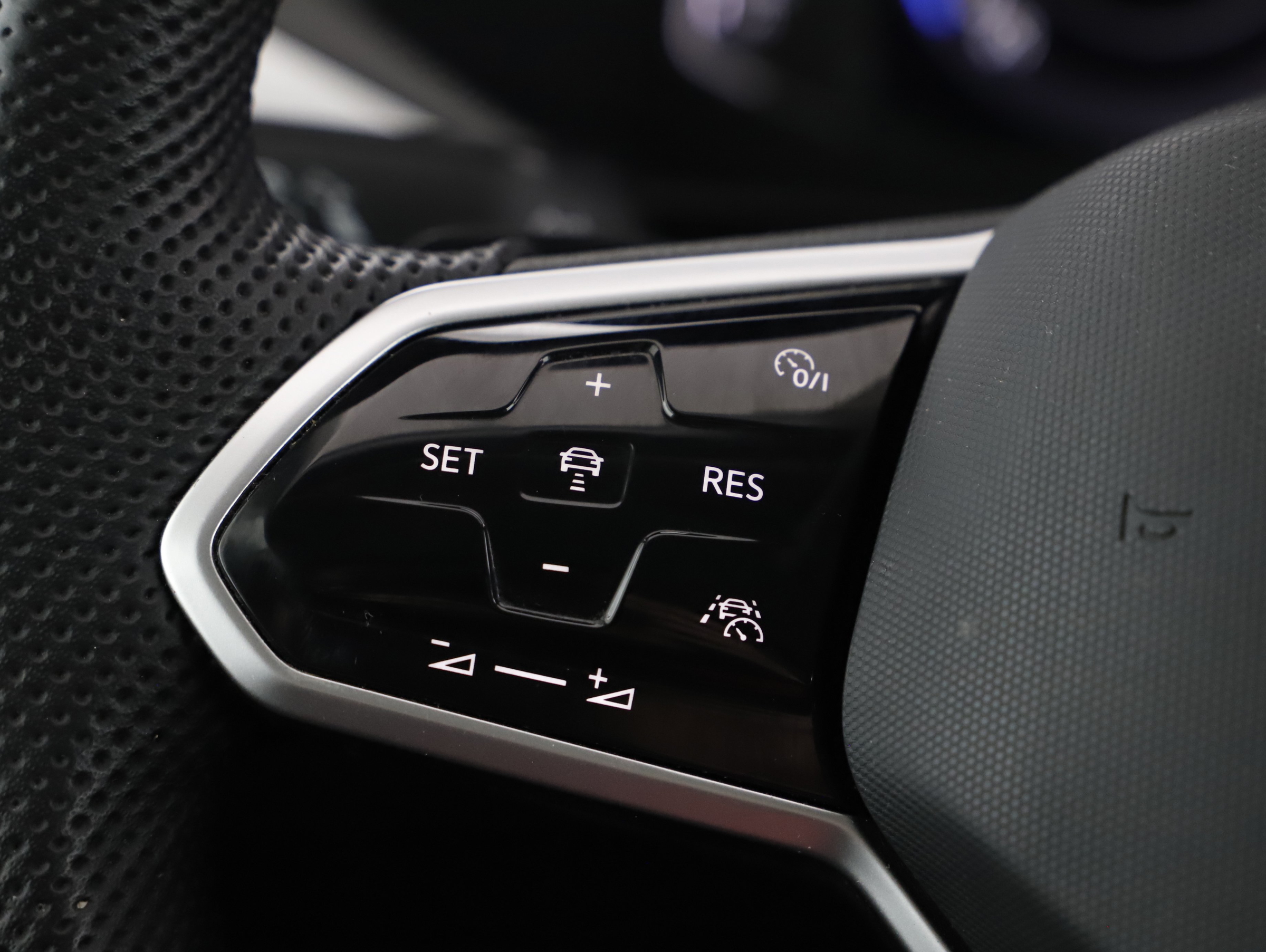 VW Arteon Shooting Brake 2.0 TDI 4Motion Elegance | Bild 9 von 22