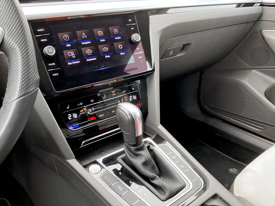 VW Arteon 2.0TDI Eleg. DSG | Bild 23 von 24