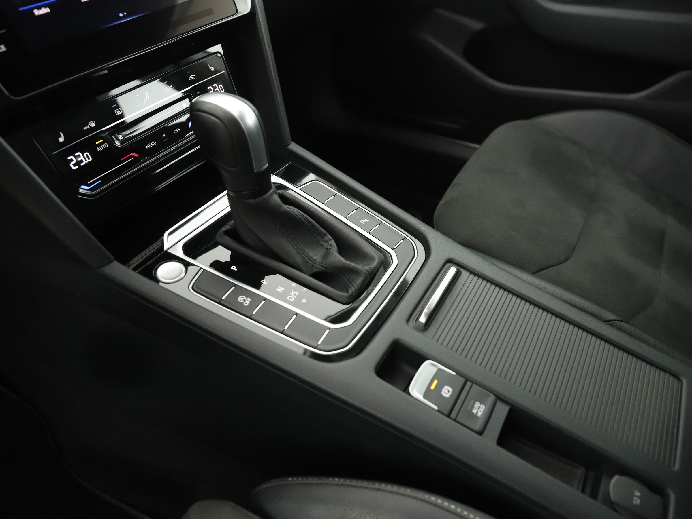 VW Arteon SB Elegance TDI DSG | Bild 16 von 31