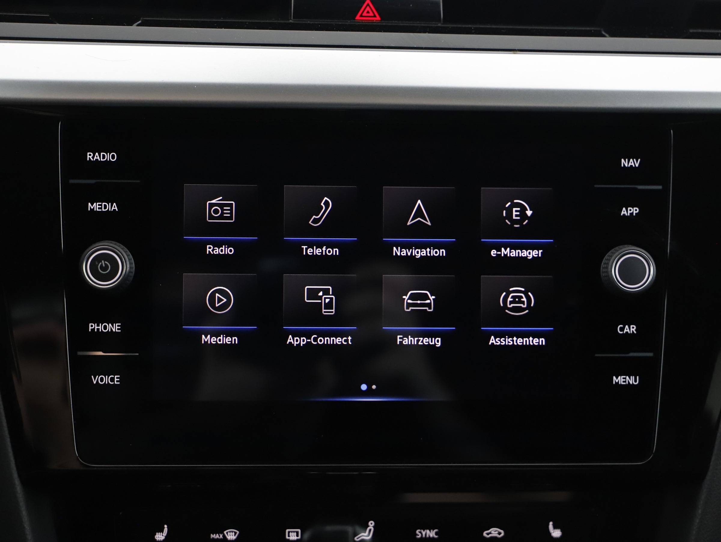 VW Arteon Shooting Brake 1.4 TSI R-Line | Bild 7 von 24