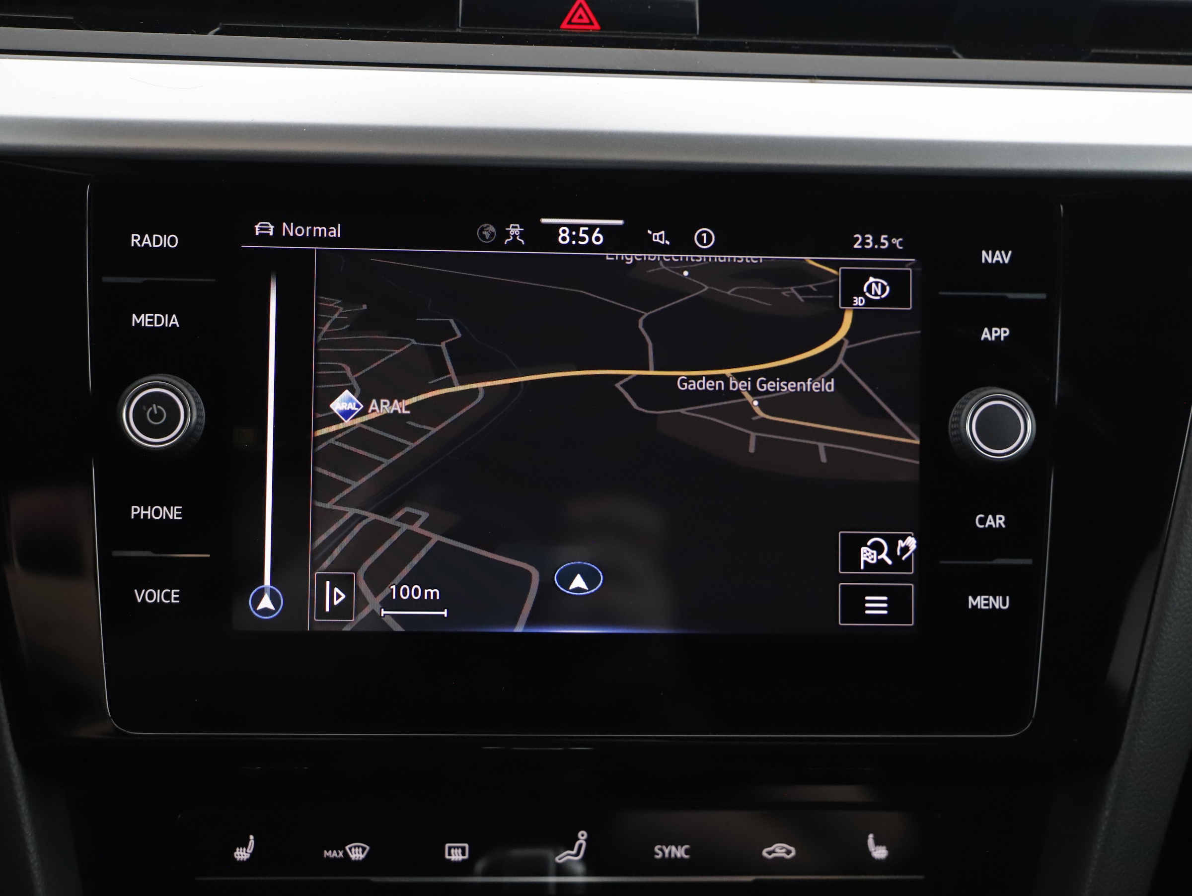 VW Arteon Shooting Brake 1.4 TSI R-Line | Bild 8 von 24