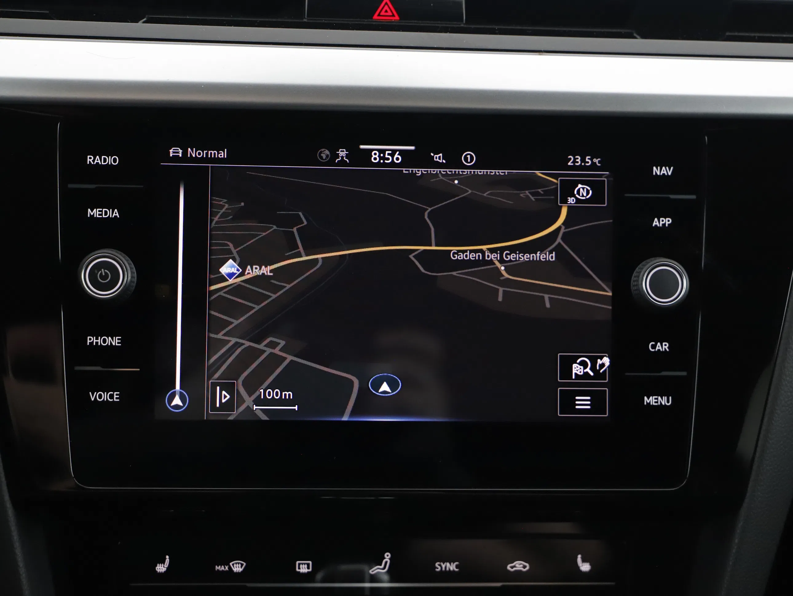 VW Arteon Shooting Brake 1.4 TSI R-Line | Bild 8 von 24