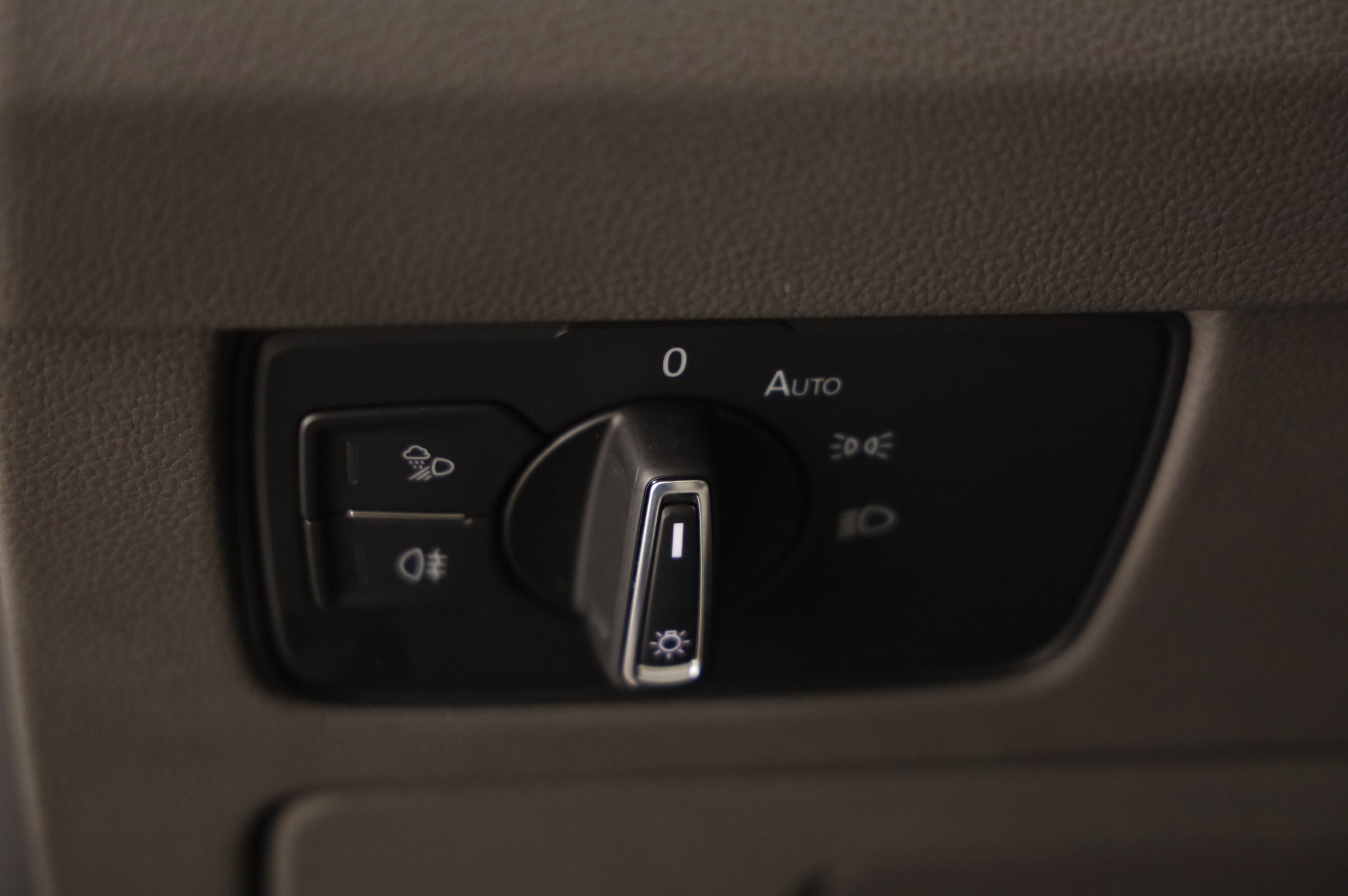 VW Arteon Shooting Brake 2.0 TDI 4Motion Elegance | Bild 17 von 26