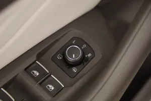 VW Arteon Shooting Brake 2.0 TDI 4Motion Elegance | Thumbnail 19 von 26