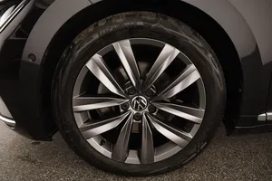 VW Arteon Shooting Brake 2.0 TDI 4Motion Elegance | Thumbnail 24 von 26
