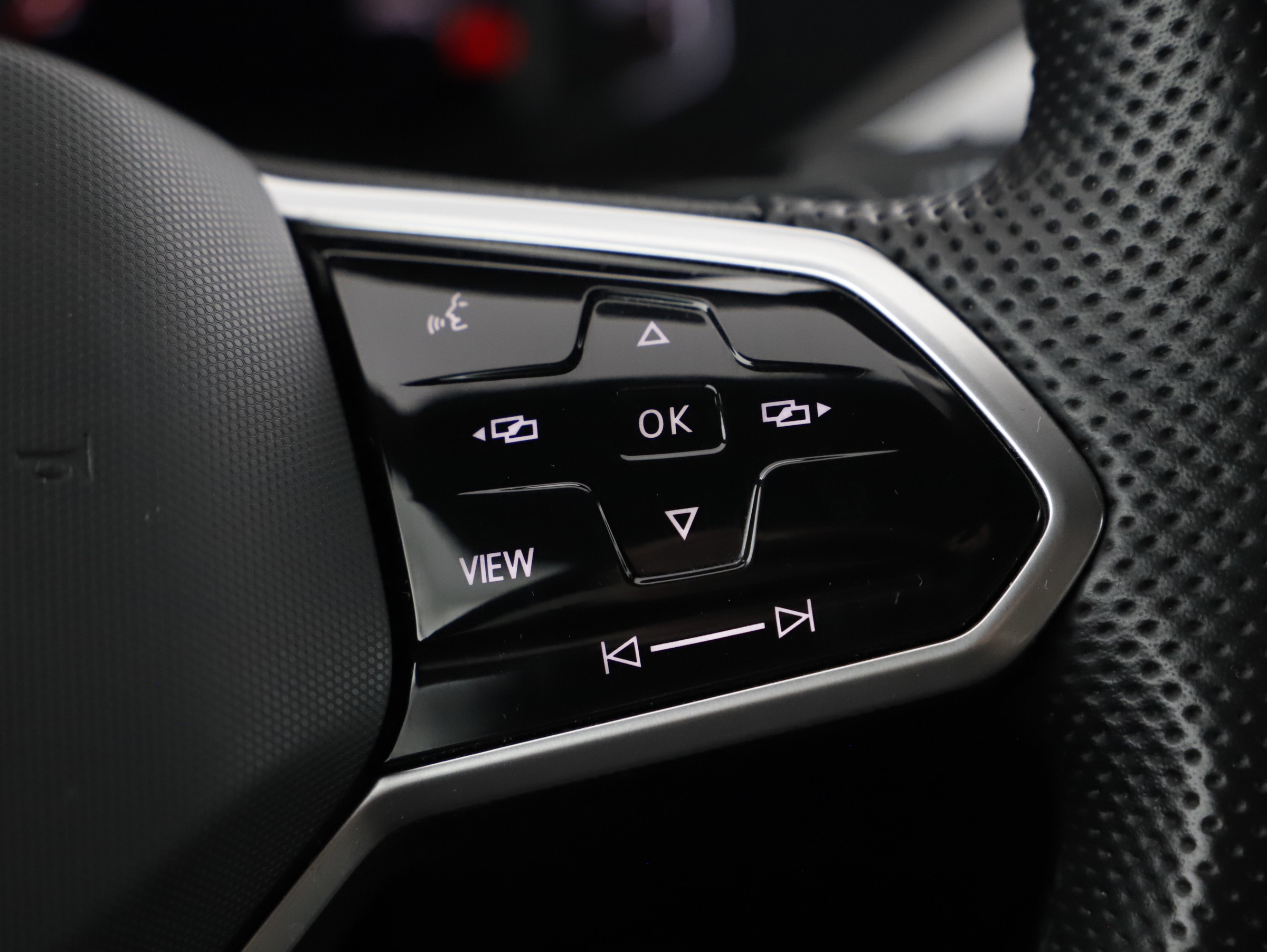 VW Arteon Shooting Brake 2.0 TDI 4Motion R-Line | Bild 18 von 29