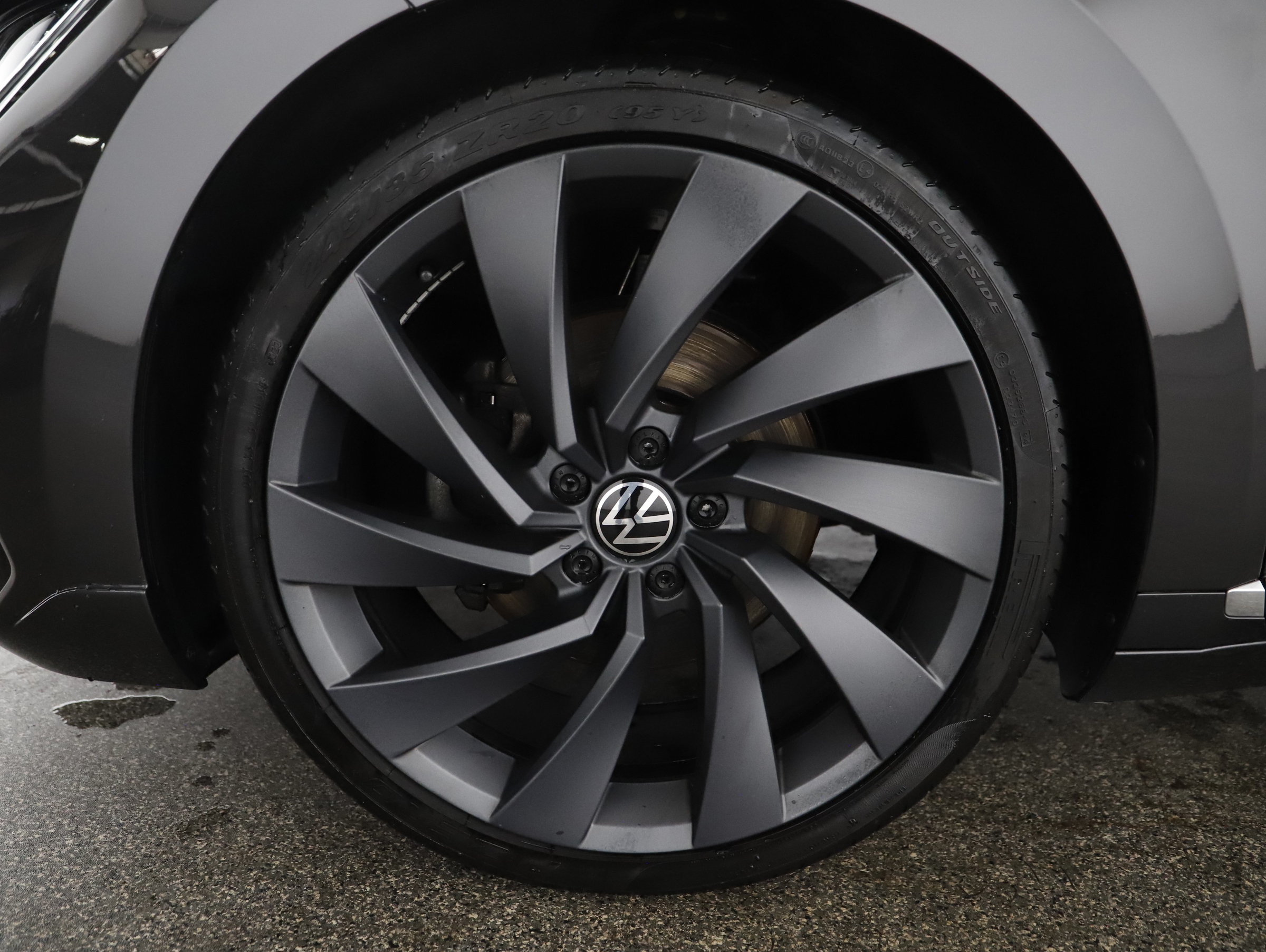 VW Arteon Shooting Brake 2.0 TDI 4Motion R-Line | Bild 9 von 29