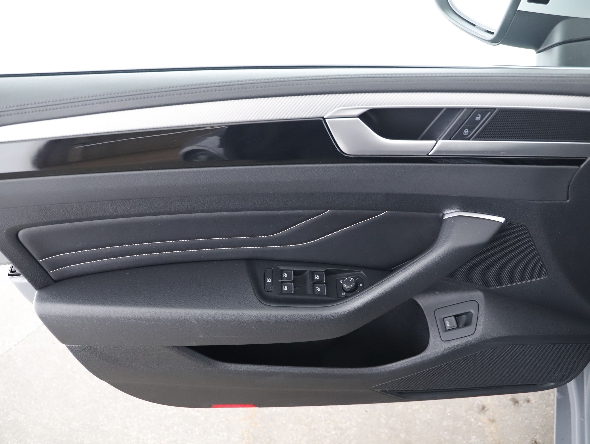 VW Arteon Shooting Brake 2.0 TDI Elegance | Bild 14 von 23