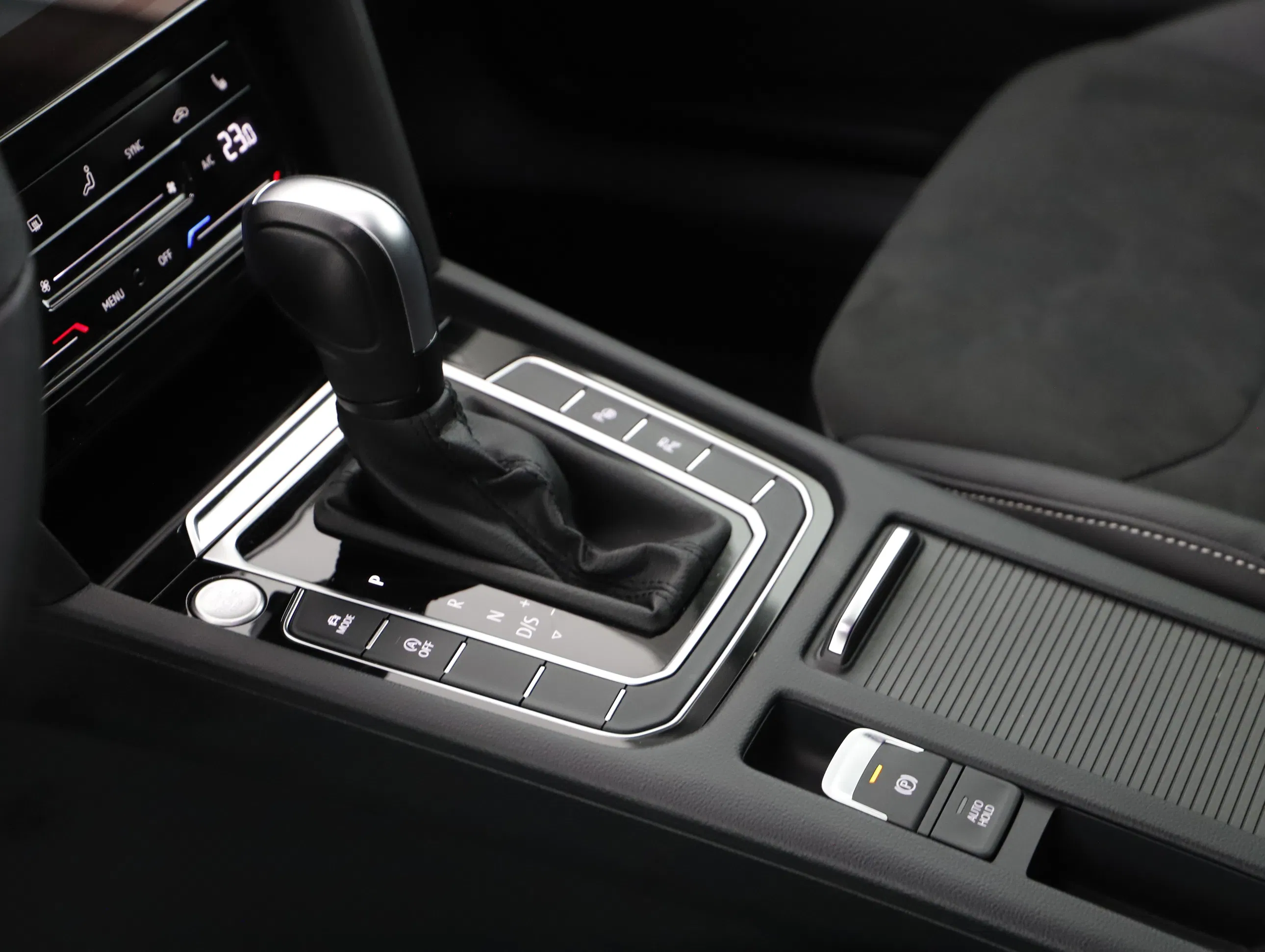 VW Arteon Shooting Brake 2.0 TDI Elegance | Bild 5 von 23